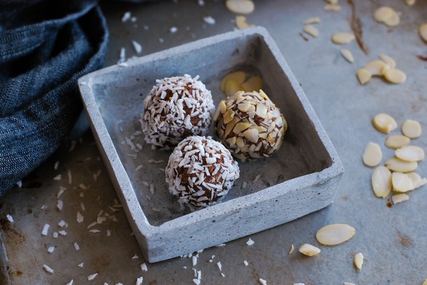 Chokladbollar a la "Delicato" (utan tillsatt socker, glutenfritt) //Baka Sockerfritt
