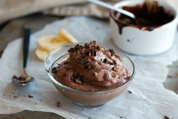 Chocolate banana ice cream (paleo)