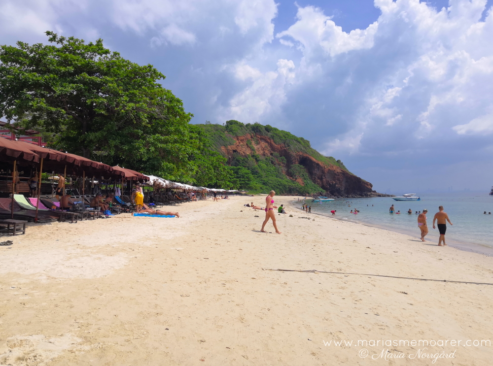 fina och lugna stränder i Thailand - Nual Beach / Monkey Beach på Koh Larn nära Pattaya och Bangkok
