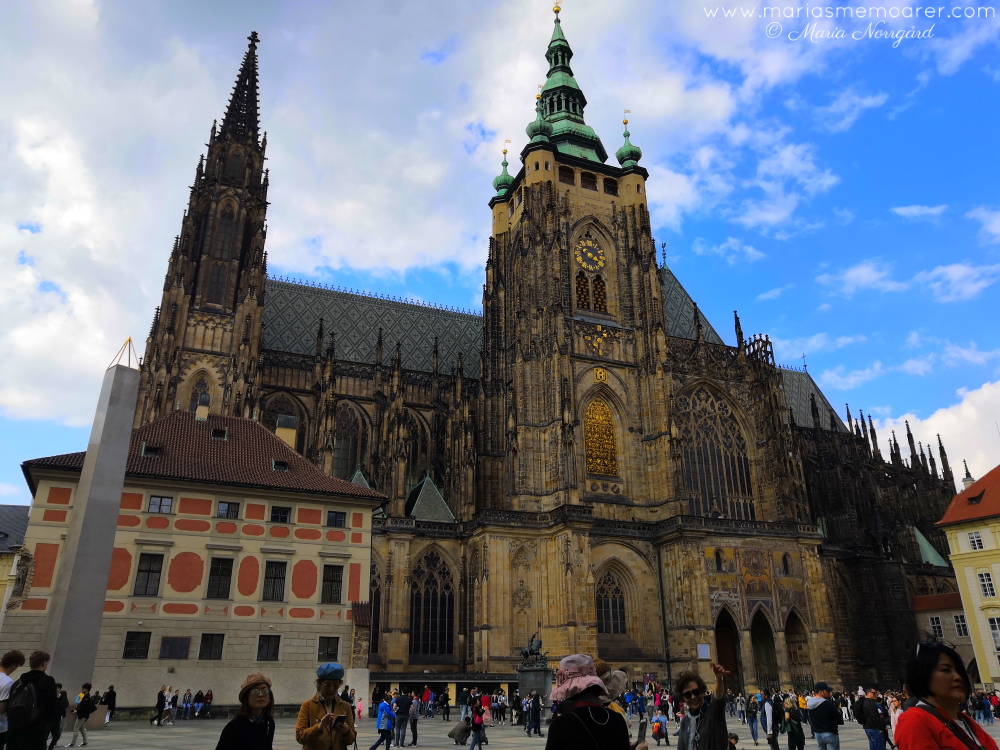churches in the world - prague czech republic / prag tjeckien - st vitus cathedral / vituskatedralen pragborgen