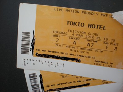 Nu är det bara 5 dagag kvar tills jag och min kompis ska se Tokio Hotel i Stockholm ;)