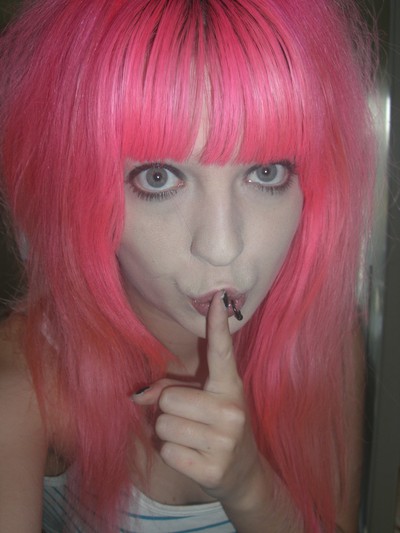 LiiwaDiiva - rosa hår