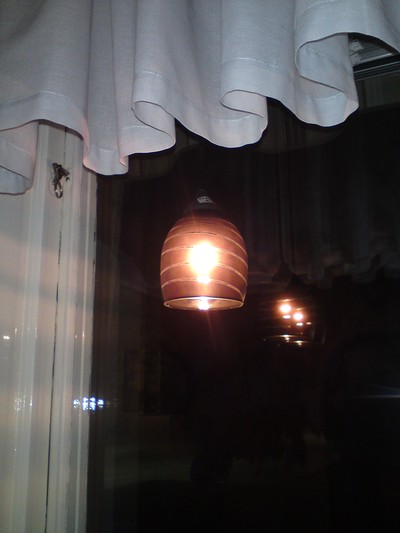 Nya lampan i köket.