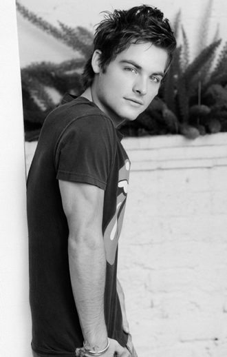 Kevin Zegers <3