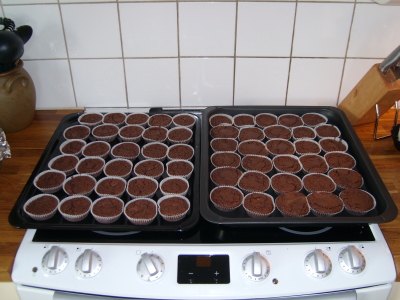 60 st chokladmuffins!!! :D