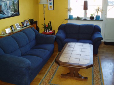 Så här såg det ut med M´s soffa o soffbord