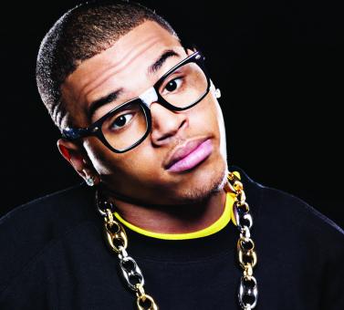 här har du Chris Brown!! IIIDENTISKA på dessa bilder, se&hör nästa, lika som bär!!