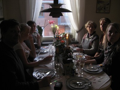 Middag med familjen o lilla Hanna;)