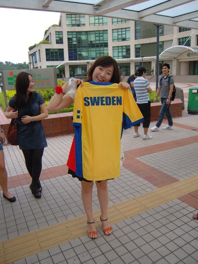 Vi fira en av Koreanska tjejerna med att marknadsföra Sverige, hon kunde inte bli lyckligare! // B