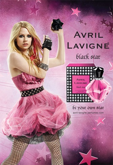 Hej! jag vill så gärna ha den här parfymen!   med den är ju dyr....  *suck* jag älskar Avril Lavigne!        Puuuus   / Thea!      