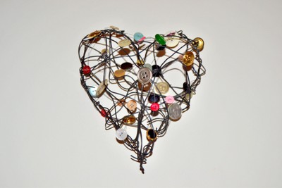 Konst! 3D hjärta med knappar. By Emmelie Johanson