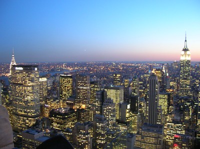 Södra Manhattan by night. Utsikt från Rockafeller center