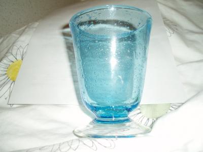 Det vackra blå presentglaset