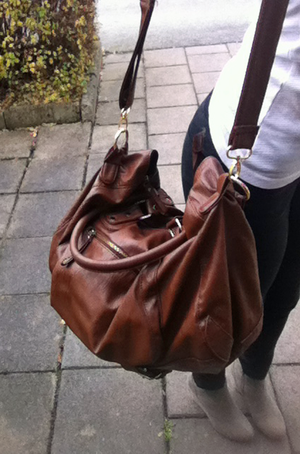 stor brun väska
