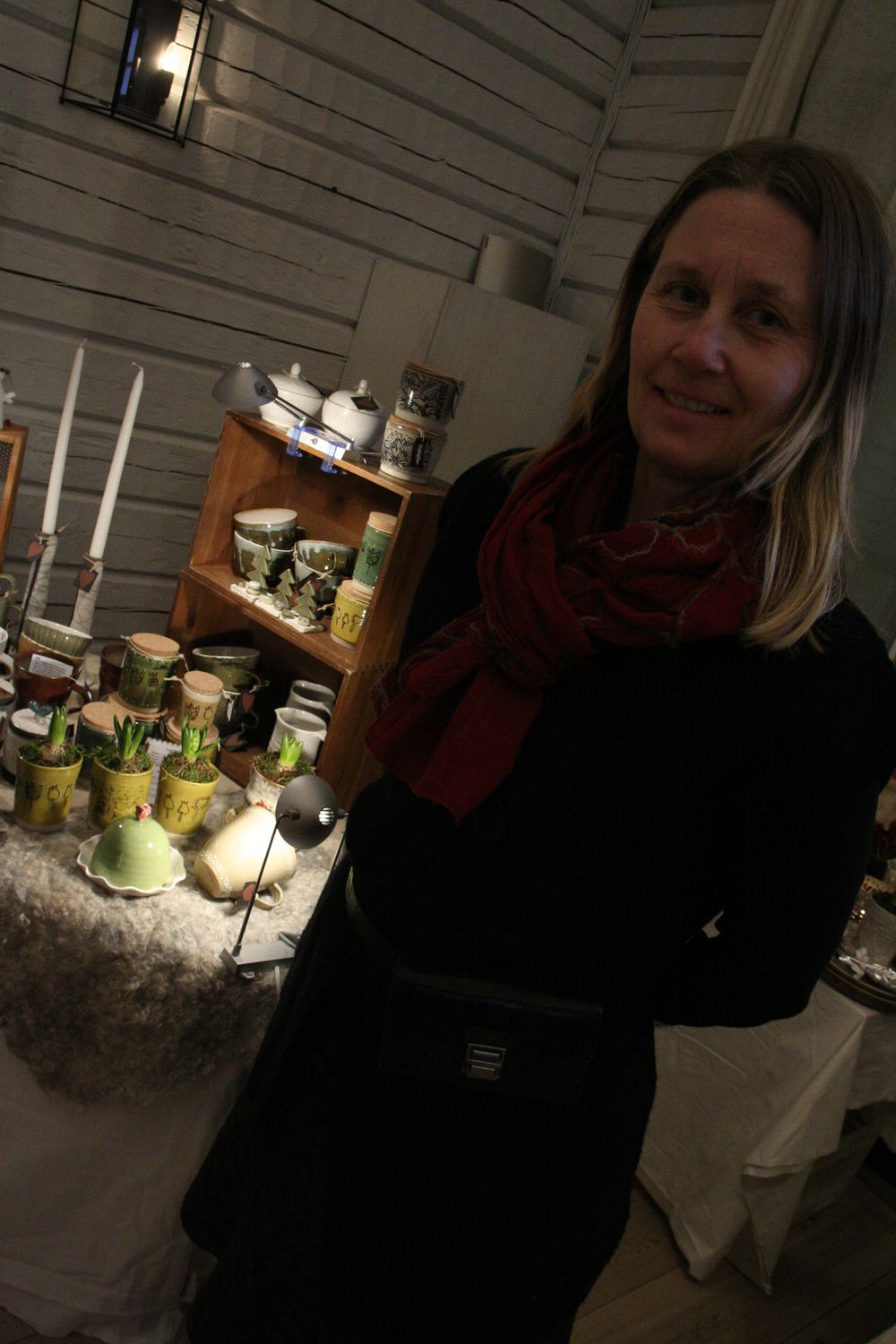 Carina sålde sina verk på Julmarknaden på Gunneboslott.