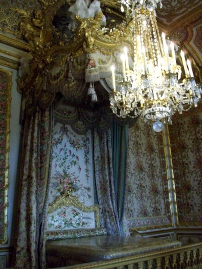 Säng, Versailles