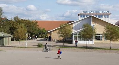 Tornlyckeskolan i Höganäs där godispedofilen ska ha försökt locka med sig barnen. 
