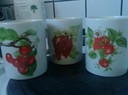 My neighbour gave me these cups. There were 6cups in total with different berries <3
